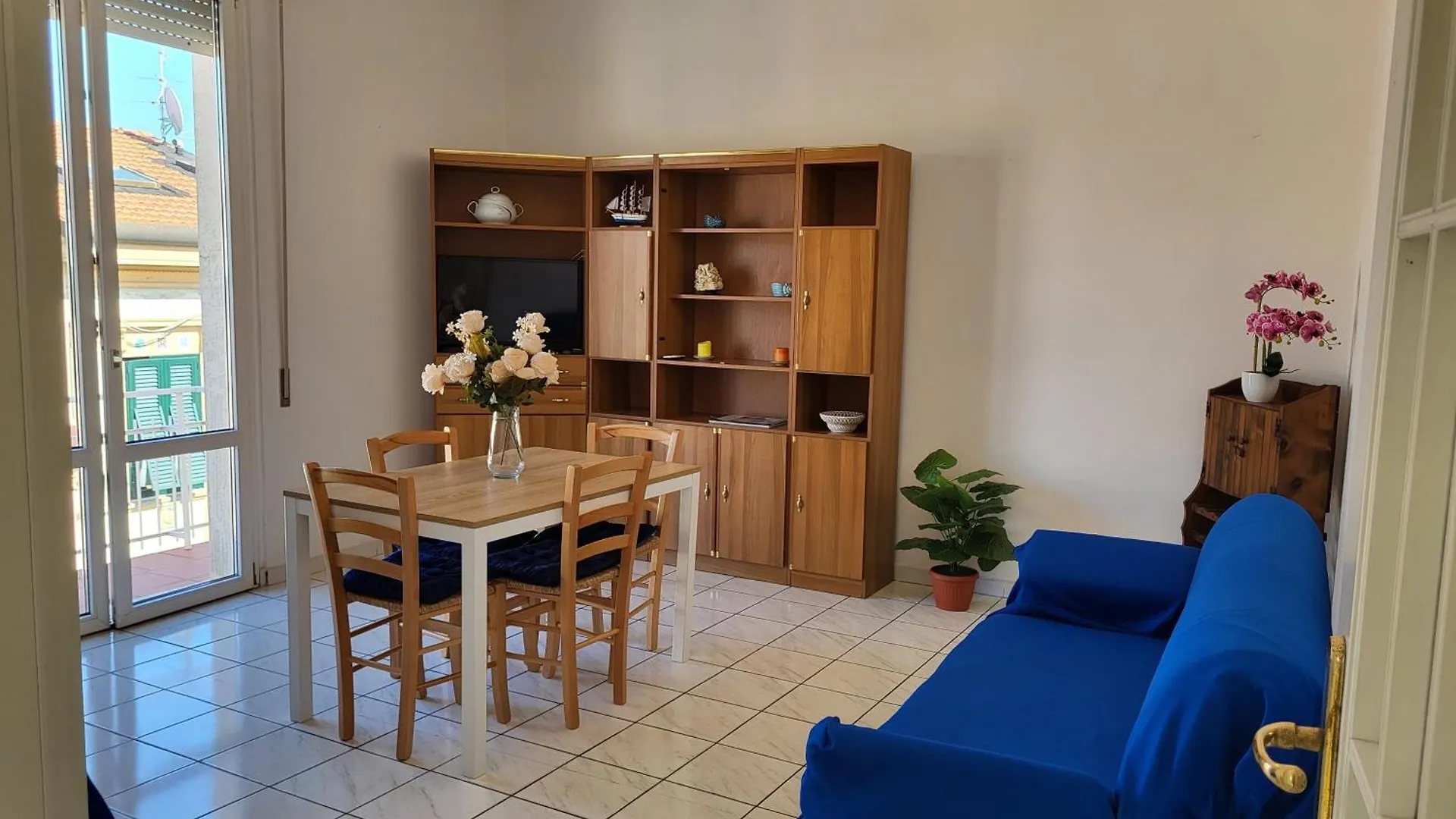 A Due Passi Dal Mare Lovely Apartment Viareggio