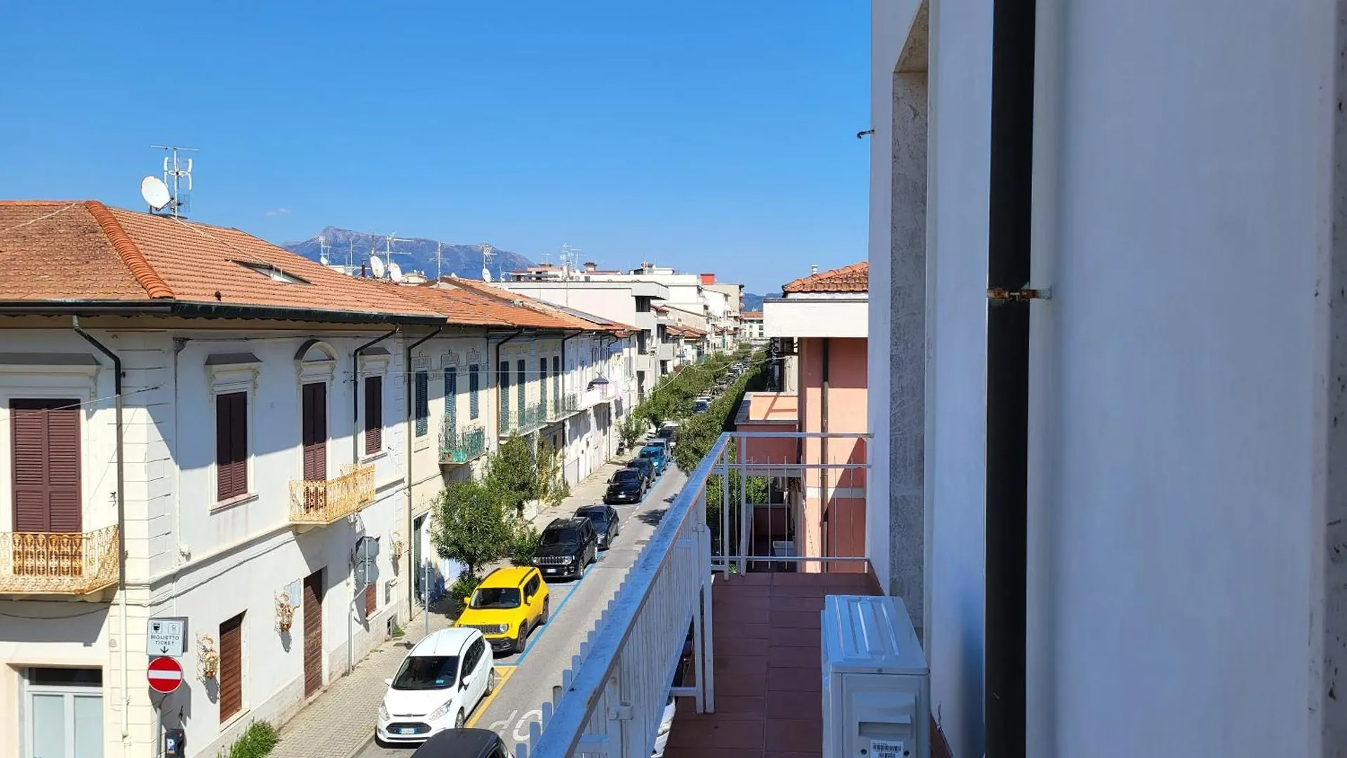 A Due Passi Dal Mare Lovely Apartment Viareggio 0*,  Italy