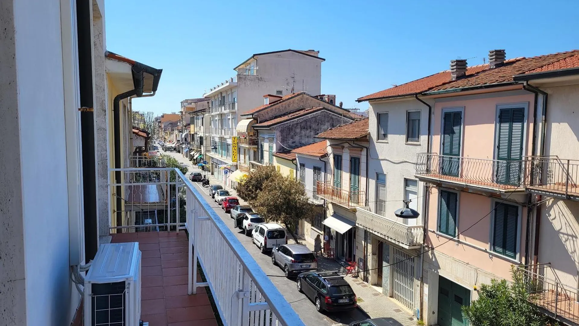 A Due Passi Dal Mare Lovely Apartment Viareggio Italy